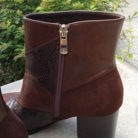 Liz Claiborne Cambridge  Block Heel Boots Sz 8, Cognac/Brown - Picture 5 of 12